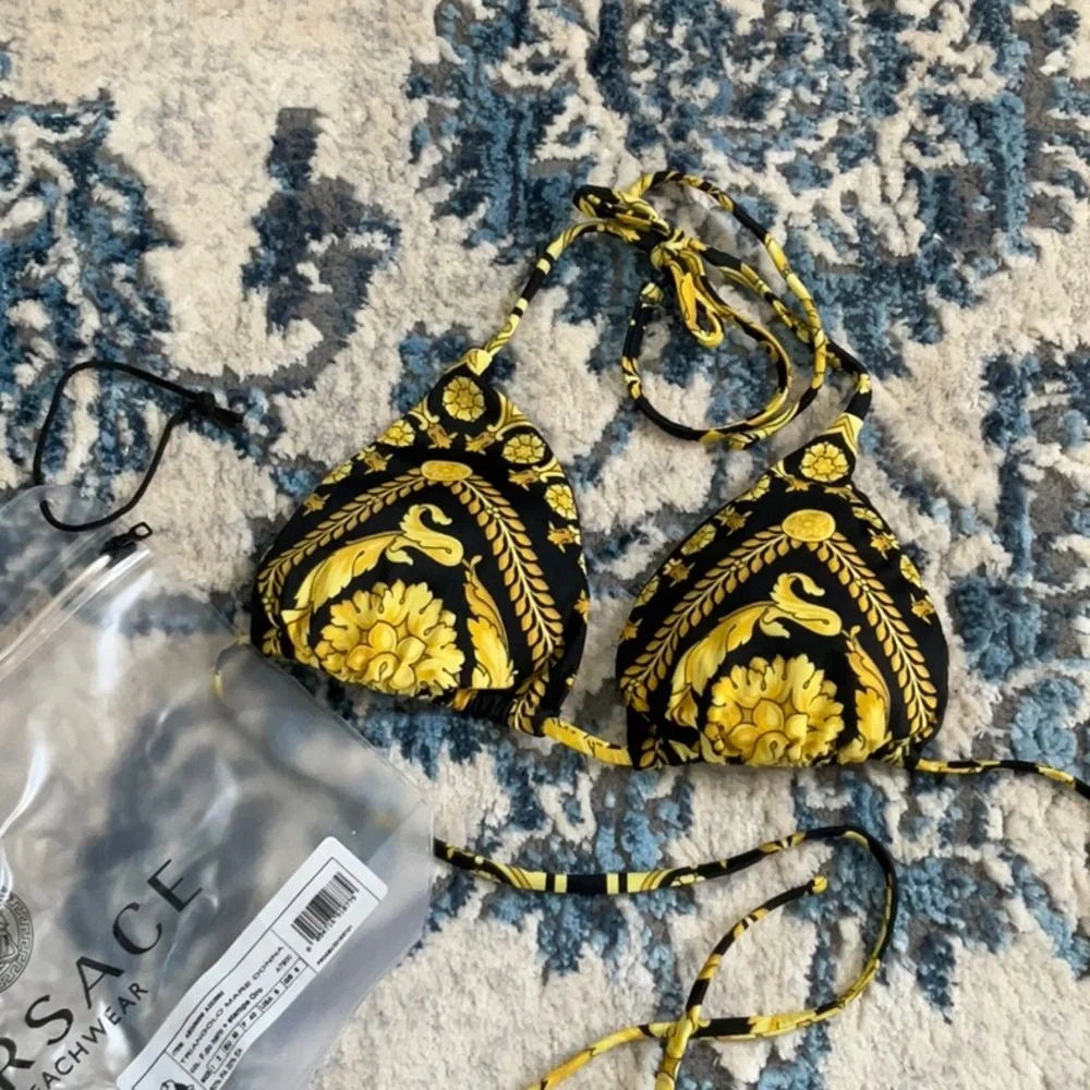 Versace NWOT Barocco-print swim top - Picture 3 of 5